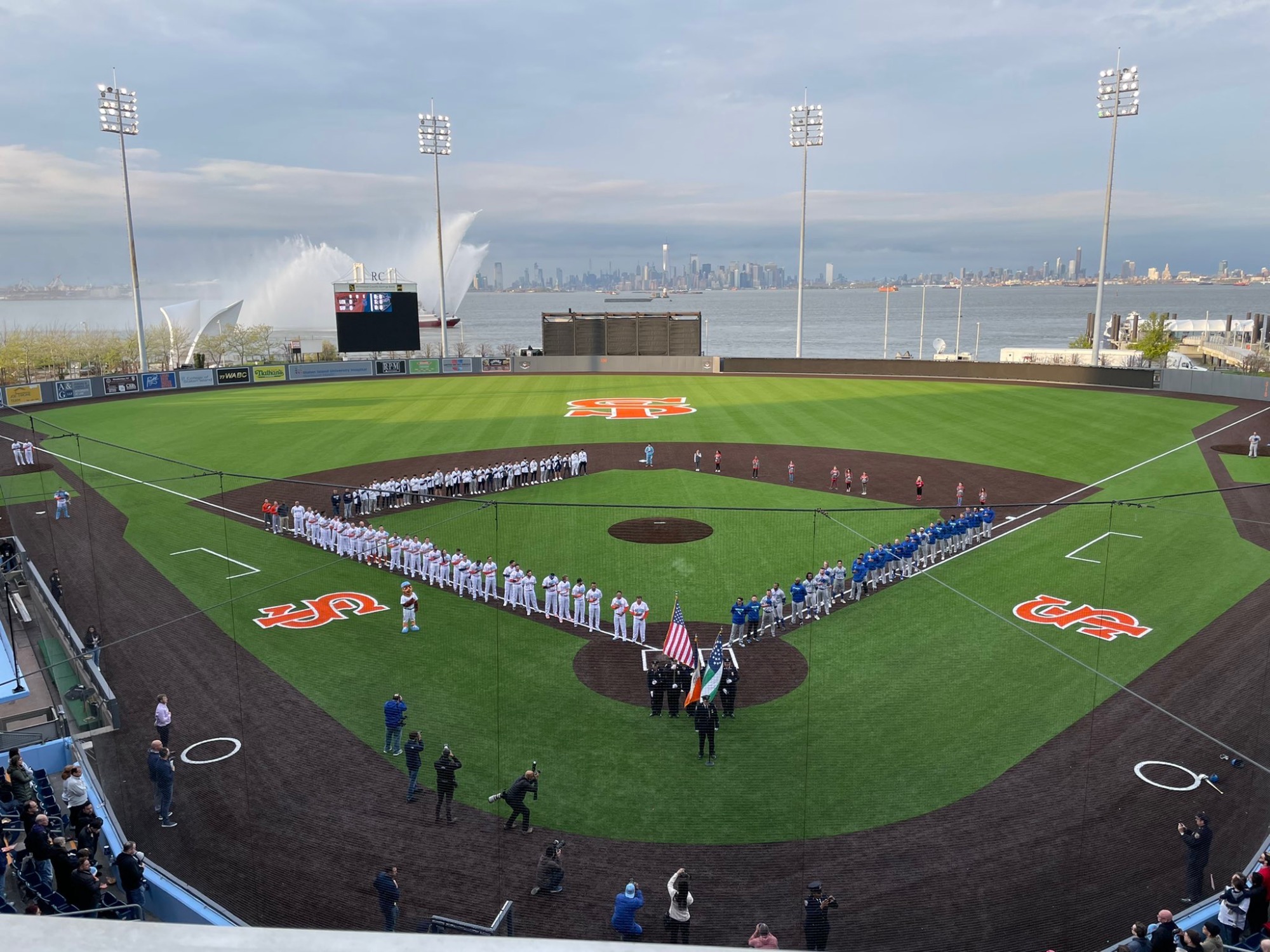 Staten Island FerryHawks Stadium