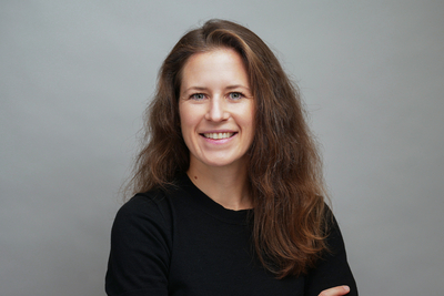 Scharp_Danielle_headshot