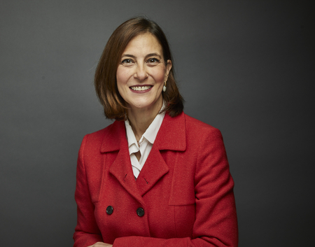 Headshot of Tia Gilmartin