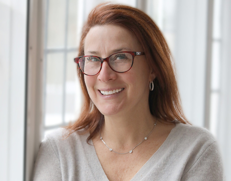 Headshot of Robin Schafer