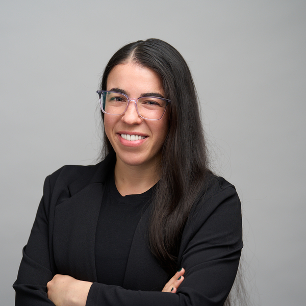 Jackie Finik Professional Headshot