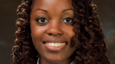 Prof. Jasmine Travers headshot